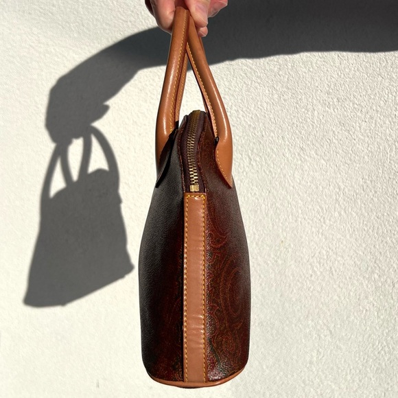 Etro Alma Shape Bag - Picture 4 of 13